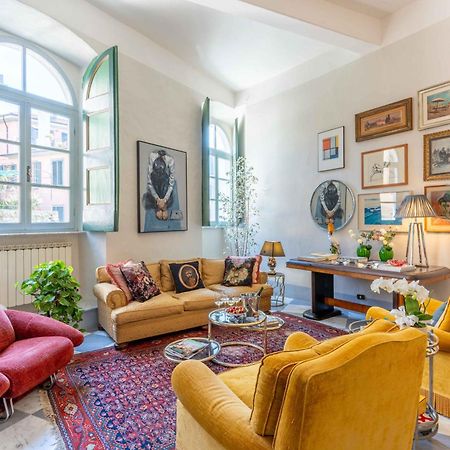 Luxury Apartment Angelio Barga Buitenkant foto