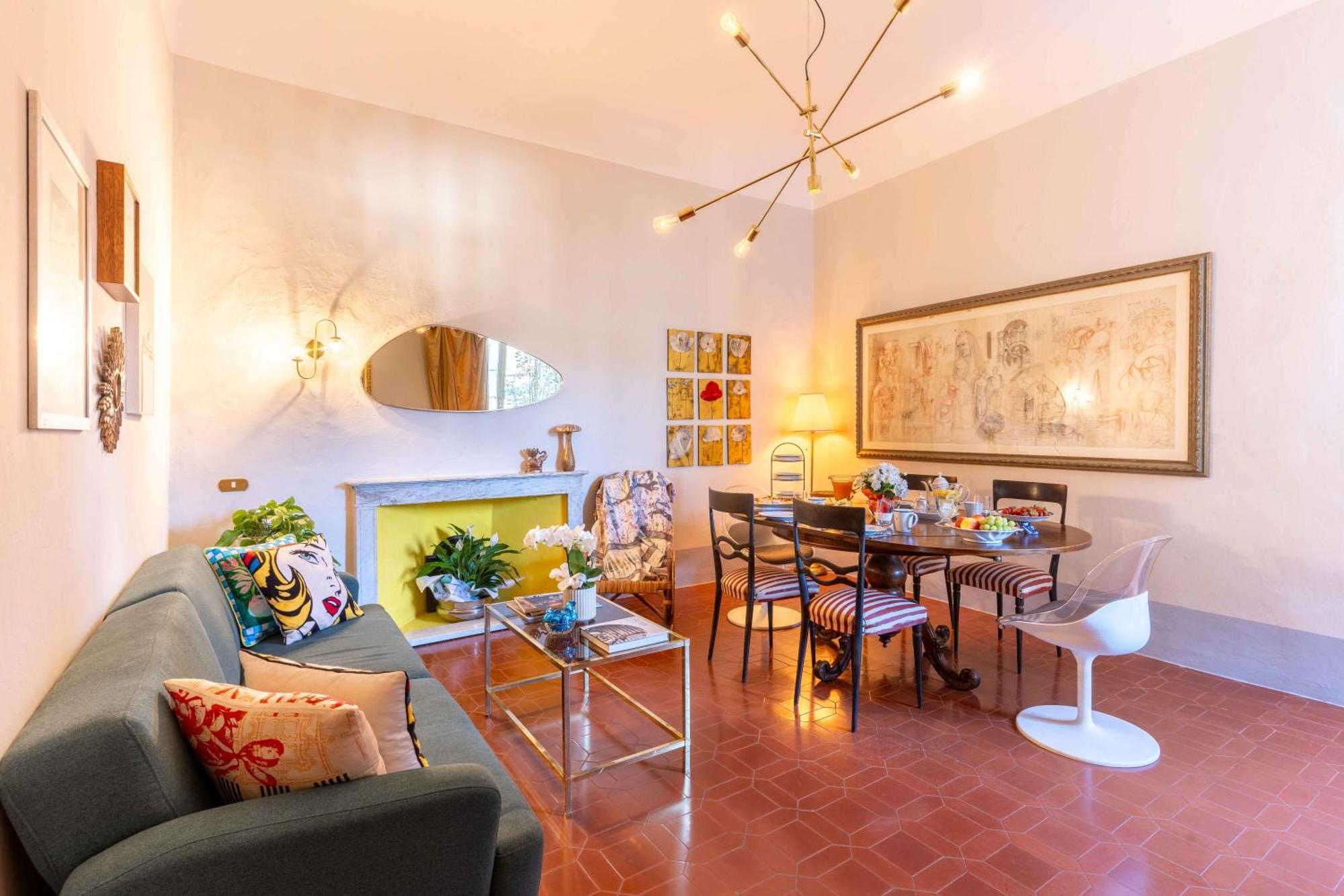 Luxury Apartment Angelio Barga Buitenkant foto