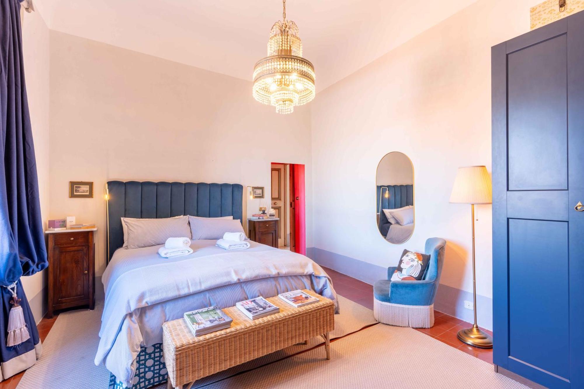 Luxury Apartment Angelio Barga Buitenkant foto