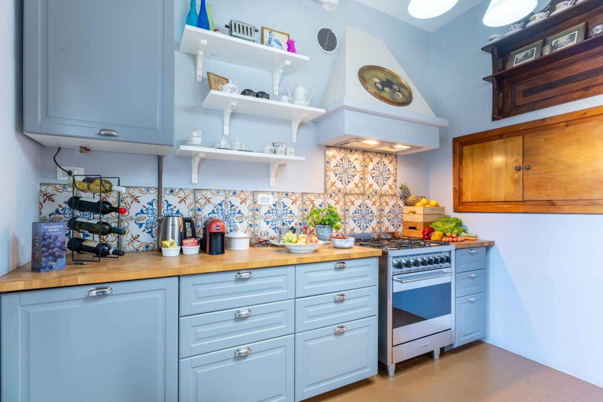 Luxury Apartment Angelio Barga Buitenkant foto