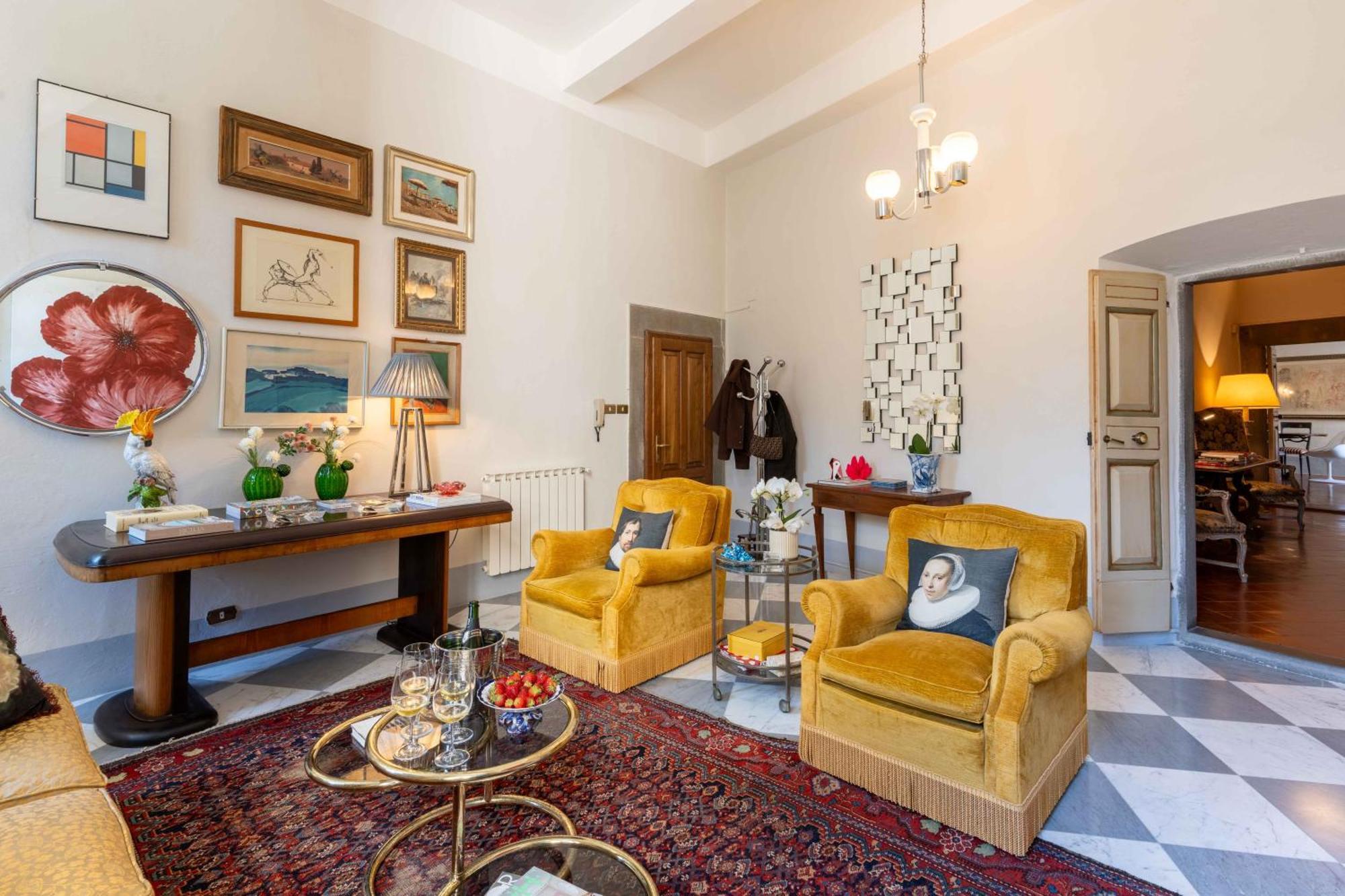 Luxury Apartment Angelio Barga Buitenkant foto
